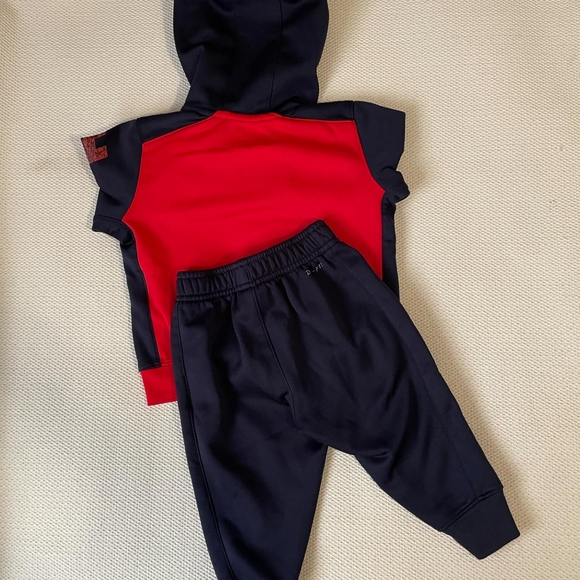 Nike jacket and pants 2 pieces set - Picture 6 of 6